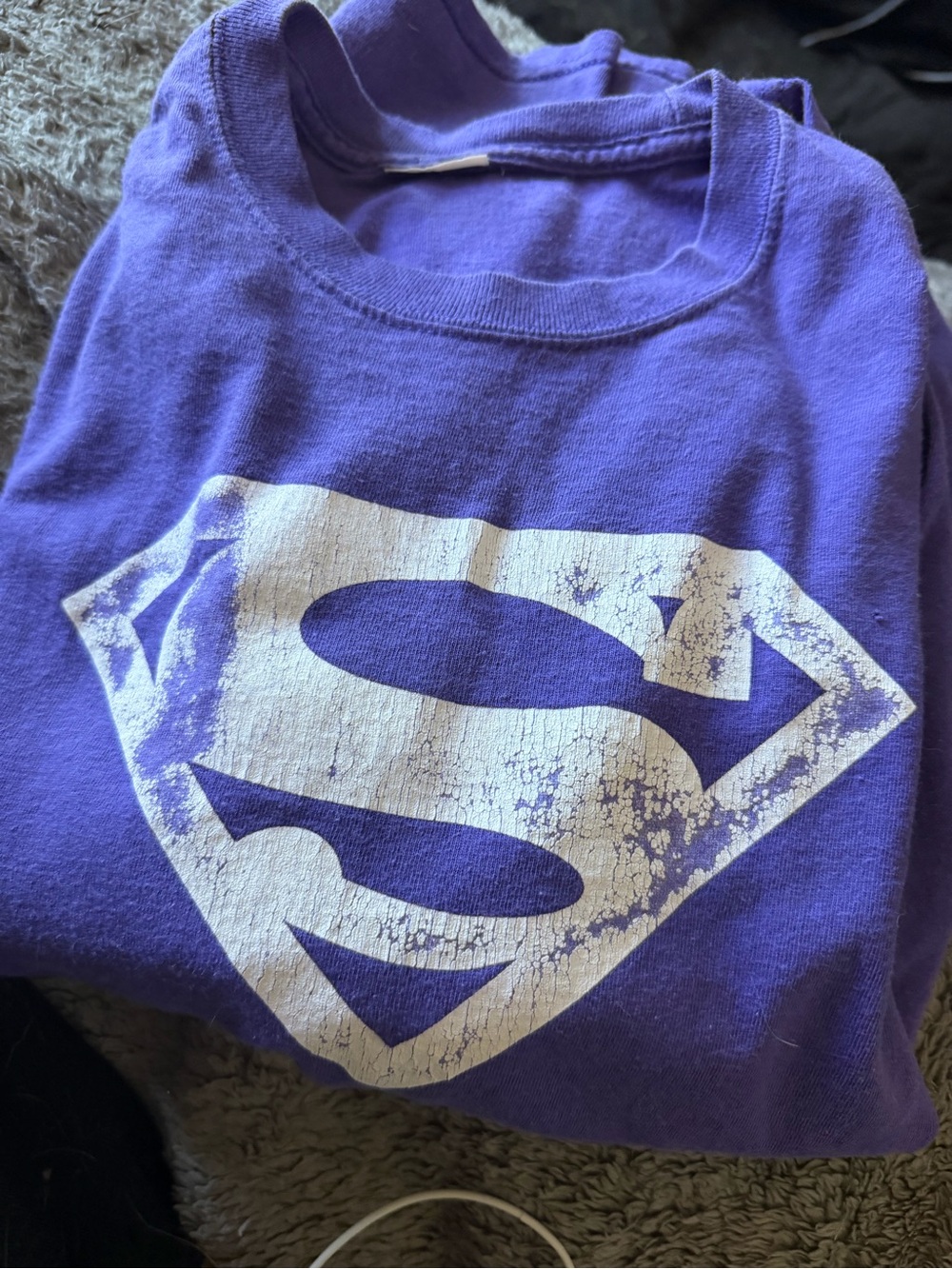 DC Comics Purple Tee with White Distressed Superman Shield MEDIUM preloved